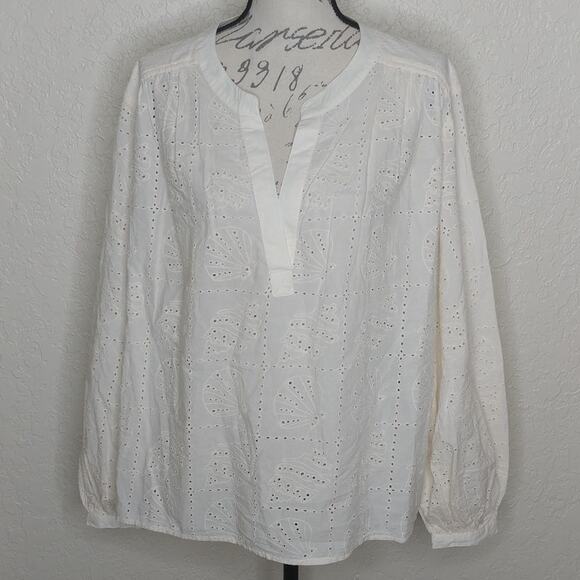 Universal Thread Eyelet Seashell Top Size XL - Picture 1 of 7